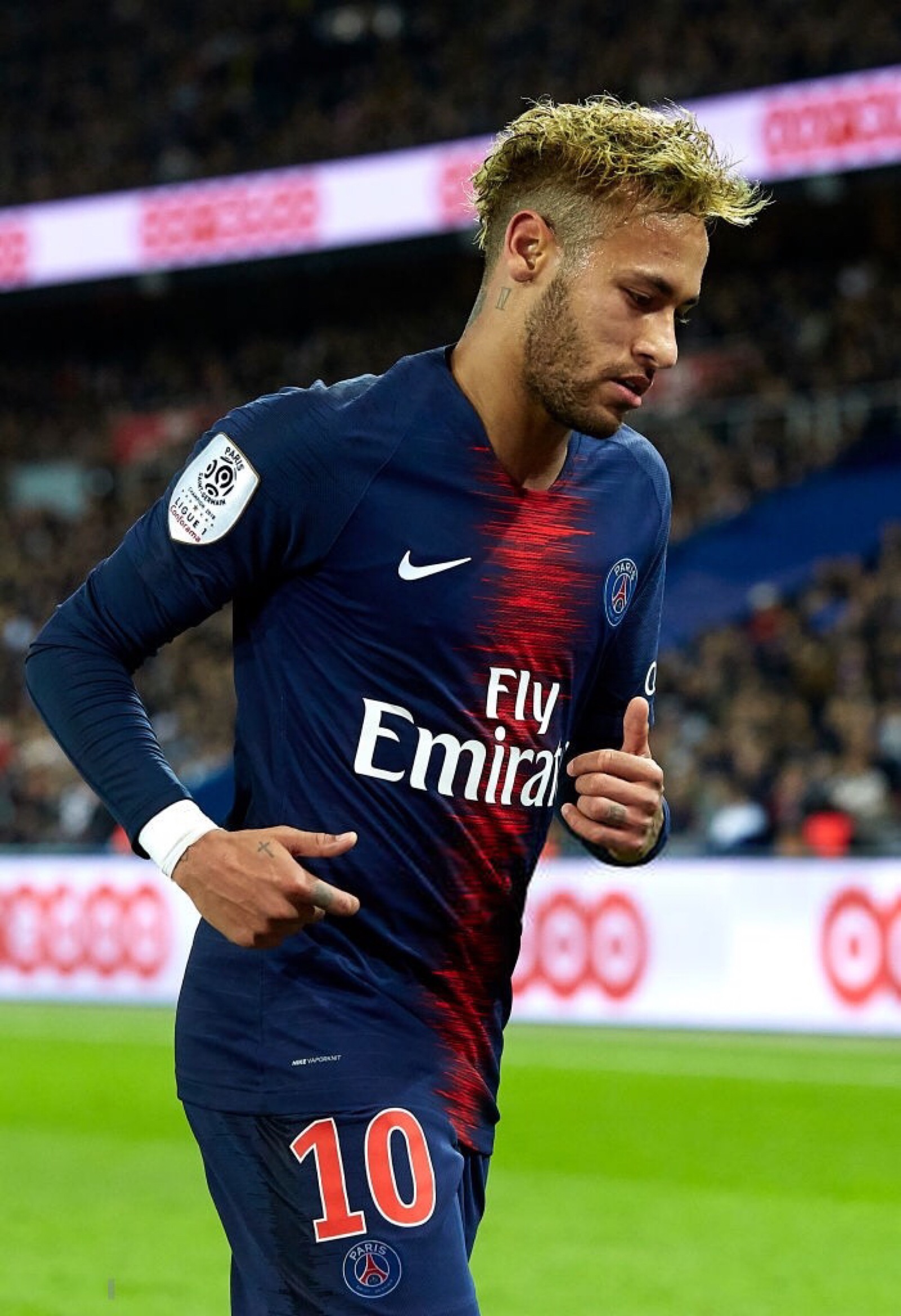 基恩：曼联球员接受采访像人机，我很高兴看到他们场上被拿捏（基恩炮轰曼联：球员受访如机器人，场上被对手拿捏让我很开心）