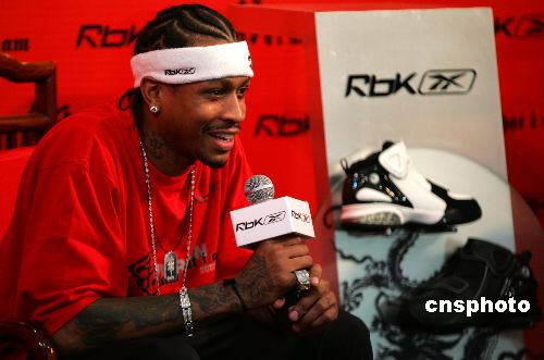 FIFPRO女足年度最佳11人：拉索、邦马蒂领衔，英格兰6人入围（FIFPRO女足年度最佳阵容出炉：邦马蒂、拉索领衔，英格兰6将上榜）