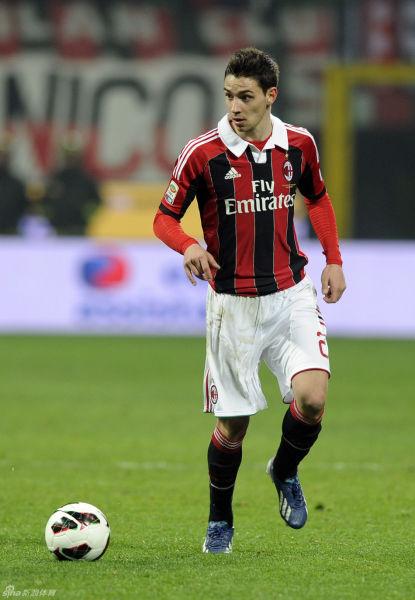 163球，劳塔罗超越马佐拉独占国米队史射手榜第四位（劳塔罗163球超越马佐拉，独占国米队史射手榜第4位）