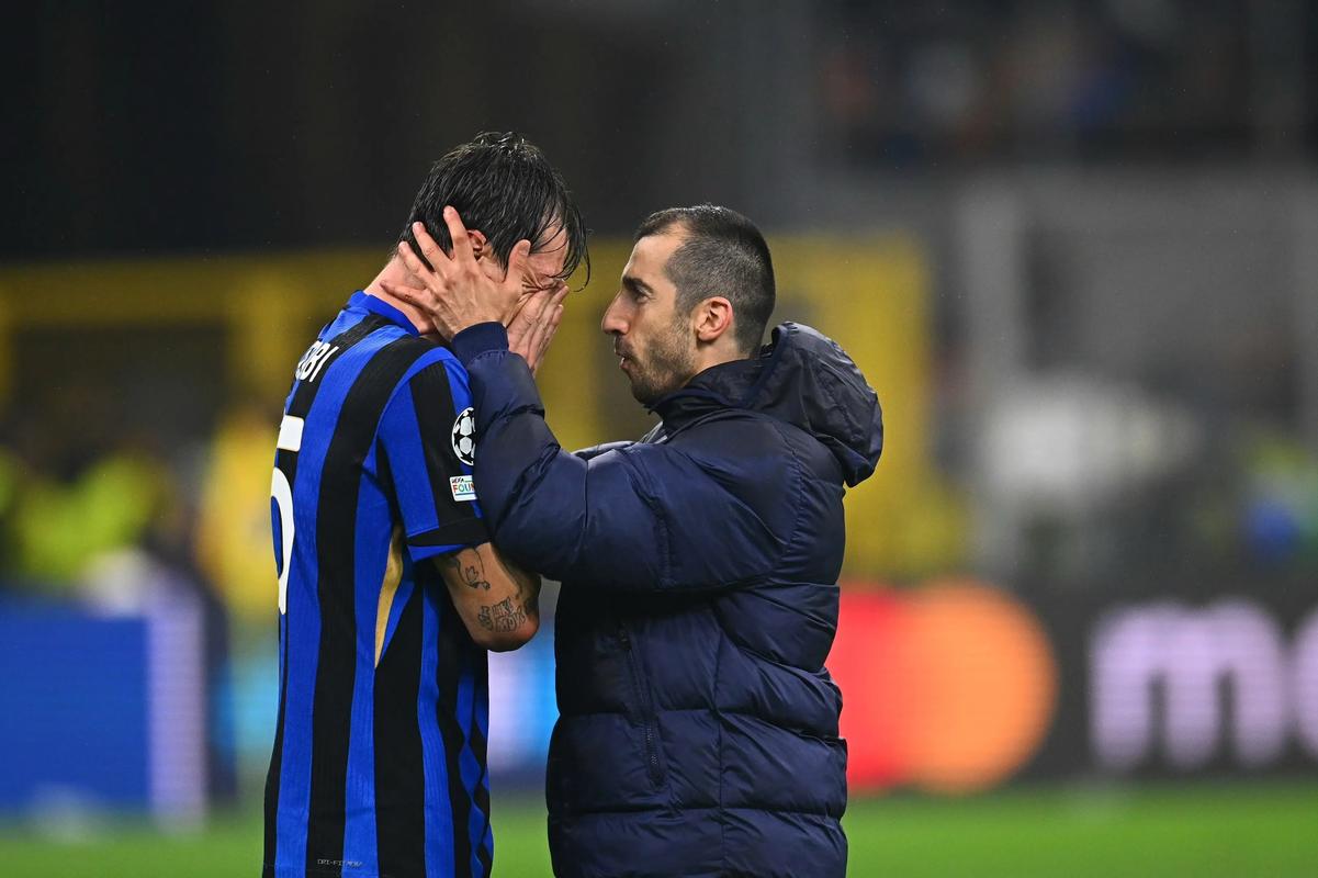 西甲前瞻：皇马力求新年前三连胜，塞维利亚相互交锋明显劣势（西甲前瞻：皇马冲击年前三连胜，塞维利亚历史交锋处于下风）