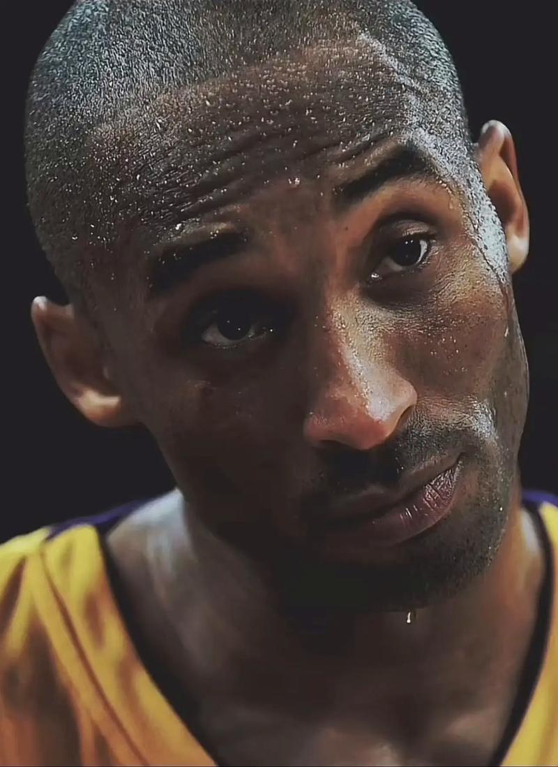 国安四老谈合影：18年足协杯决赛就我们四个在队里，留个纪念（国安四老合影忆2018足协杯：决赛时队内仅剩我们四人，特留纪念）