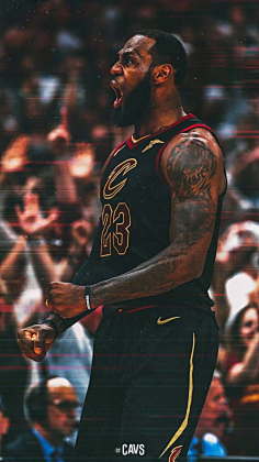 乔纳森-戴维：我可以踢任何位置；一直在训练后进行加练（乔纳森-戴维：位置不设限，训练后我总会加练）