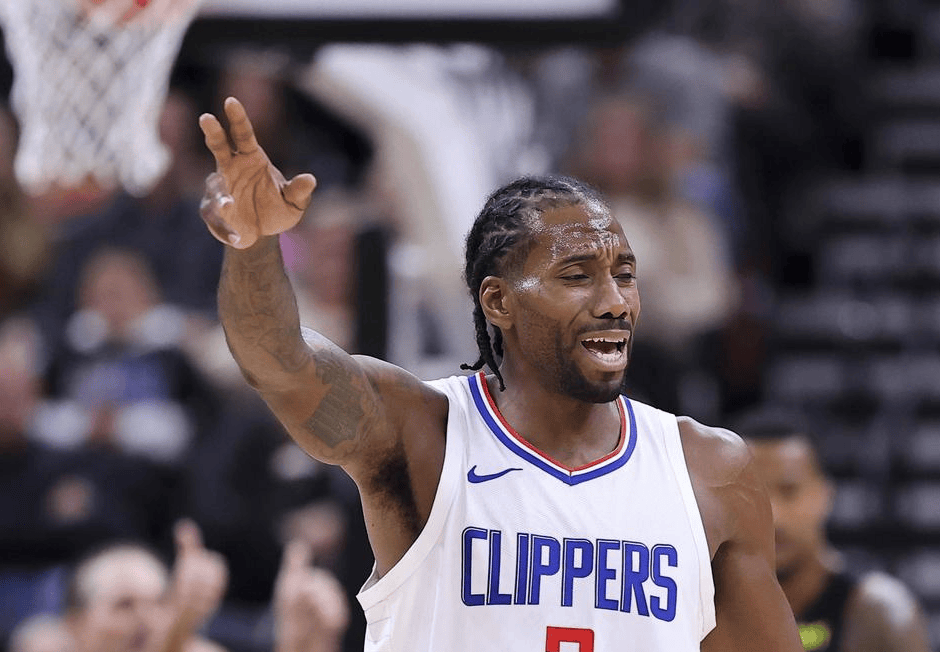 中超末轮前瞻：上海双雄冲击冠军，海牛、梅州争保级最后席位（中超收官战前瞻：上海双雄争冠，海牛与梅州冲刺最后保级名额）