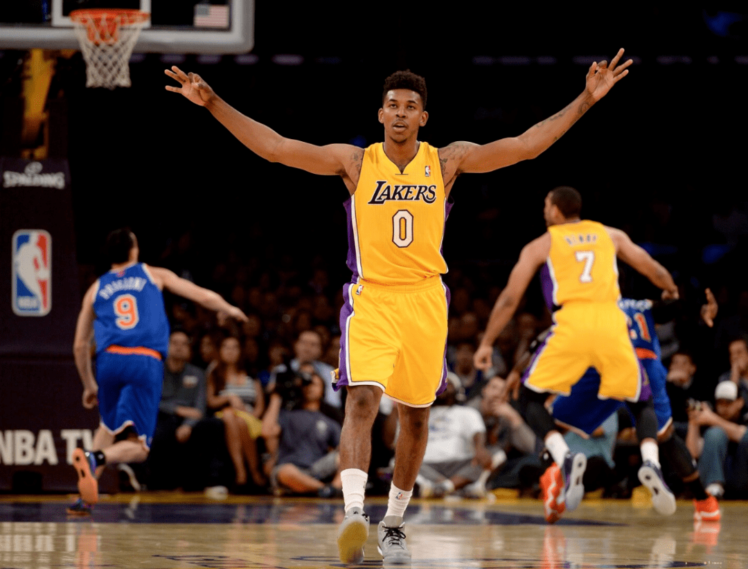 梅西专访将在周二发布，每体称梅西将透露他重返诺坎普的原因（梅西专访周二上线：每体称其将揭示重返诺坎普的原因）