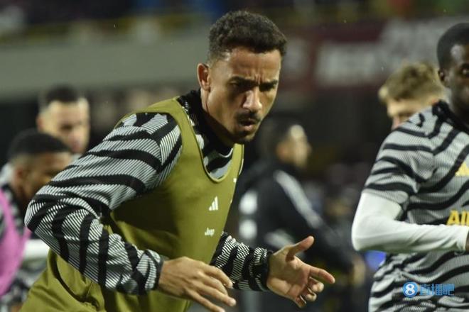 亚冠精英联赛：成都蓉城2：2神户胜利船（亚冠精英赛：成都蓉城2比2战平神户胜利船）